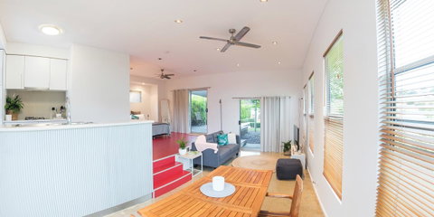 S T U D I O 22 Peaceful Retreat With Garden Views - Accommodation VIC 1