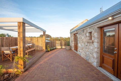 Lucy's Cottage - Accommodation VIC 23