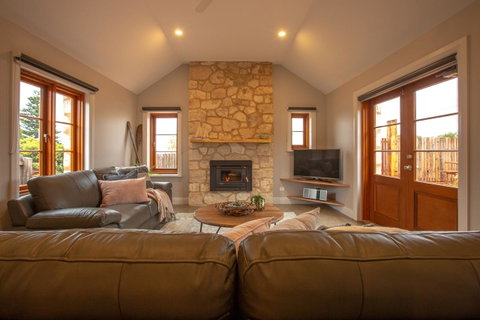 Lucy's Cottage - Accommodation VIC 0