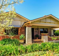 Ambrosia Holiday Home - Accommodation VIC
