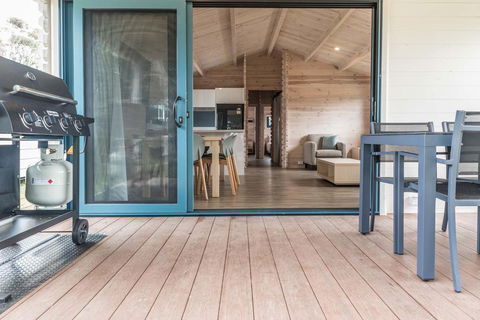 BIG4 Tasman Holiday Parks - Racecourse Beach - Accommodation VIC 10