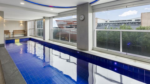 Oaks Adelaide Embassy Suites - Accommodation VIC 7