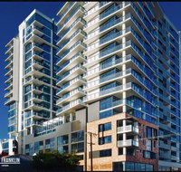 Resort Style Luxury City Apartment  Free Car Parking - Accommodation VIC