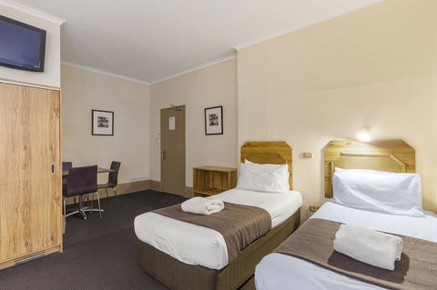 Adelaide Paringa - Accommodation VIC 10