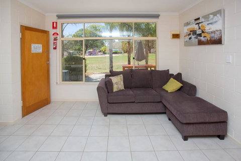 Discovery Parks - Lake Bonney - Accommodation VIC 11