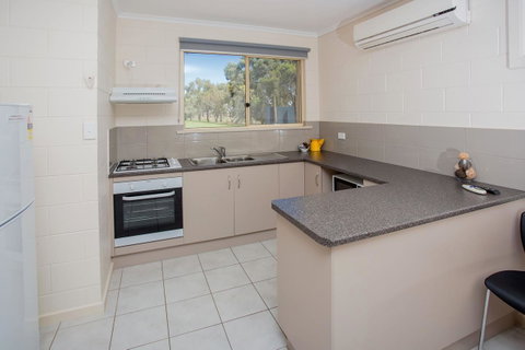 Discovery Parks - Lake Bonney - Accommodation VIC 14