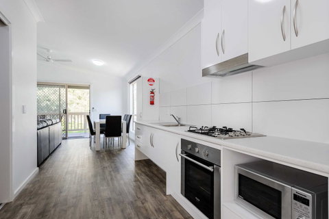 Discovery Parks - Lake Bonney - Accommodation VIC 6
