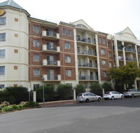 Adelaide City Apartment - 3br 2bath  Carpark - Accommodation VIC