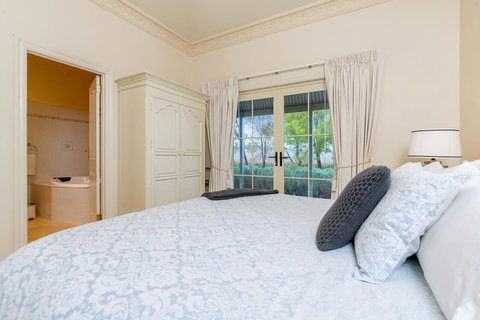 Barossa Vineyard Cottages - Accommodation VIC 14