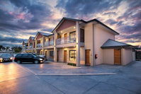 Book Renmark Accommodation Vacations Accommodation VIC Accommodation VIC