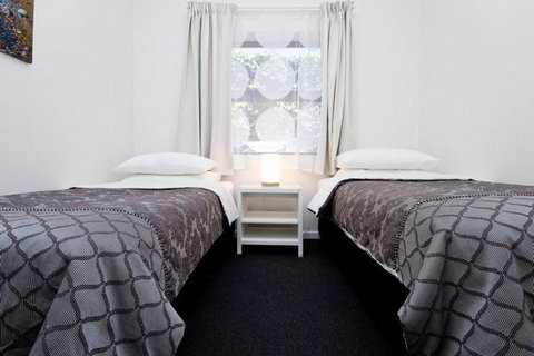 Atlantic West Beach Apartments - Accommodation VIC 13