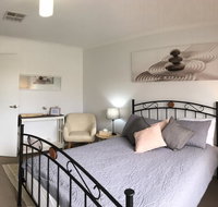 Windsor Gardens Home - Accommodation VIC