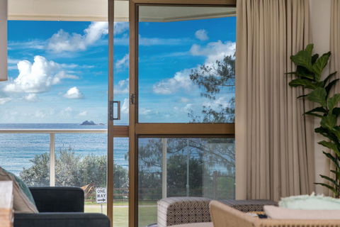 Bayview Beachfront Apartments, In Town Right On The Beach - Accommodation VIC 29