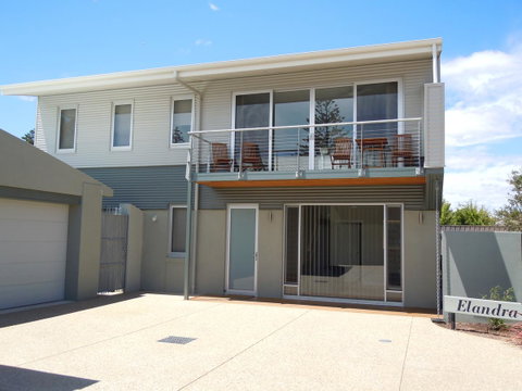 Elandra Holiday Home - Accommodation VIC 0