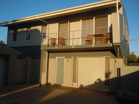 Elandra Holiday Home - Accommodation VIC 20
