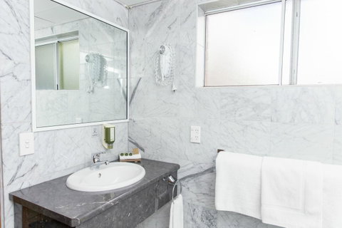 Bathurst Motor Inn - Accommodation VIC 20