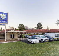 Bathurst Motor Inn - Accommodation VIC