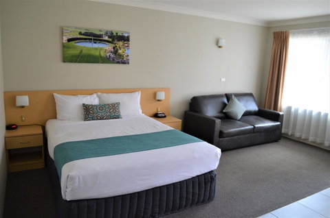 Bathurst Motor Inn - Accommodation VIC 2