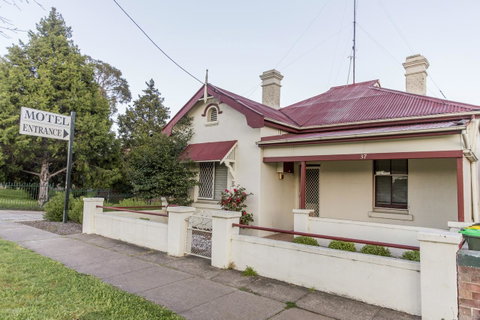 Bathurst Motor Inn - Accommodation VIC 30