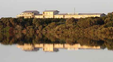 Lakeview Motel And Apartments - Accommodation VIC 28