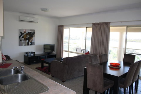 Lakeview Motel And Apartments - Accommodation VIC 6