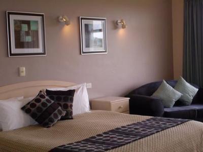 Lakeview Motel And Apartments - Accommodation VIC 32