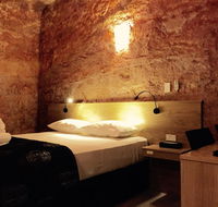 The Lookout Cave Underground Motel - Accommodation VIC