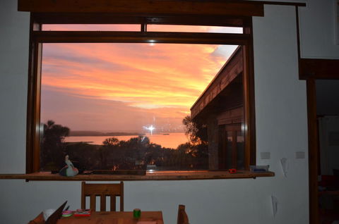 Of Stone & Wood Guesthouse - Accommodation VIC 23