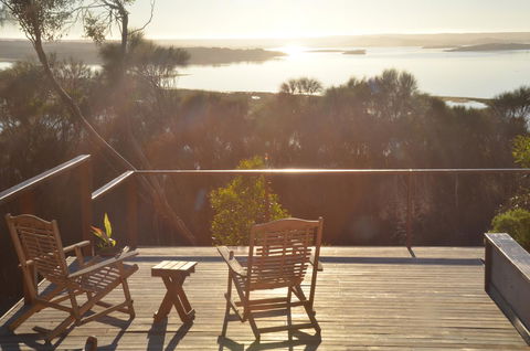 Of Stone & Wood Guesthouse - Accommodation VIC 21