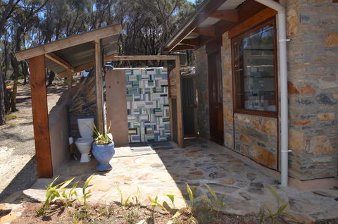 Of Stone & Wood Guesthouse - Accommodation VIC 16