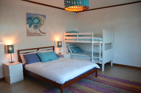 Of Stone & Wood Guesthouse - Accommodation VIC 13