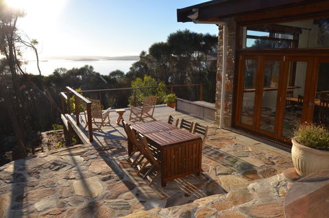 Of Stone & Wood Guesthouse - Accommodation VIC 17