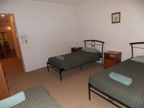 Desert View Apartments - Accommodation VIC 2