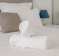 Ther-Rich Elegant 1BR Apartment in Walkerville - Accommodation VIC