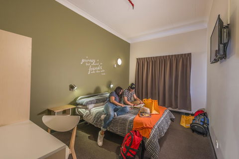YHA Adelaide Central - Accommodation VIC 39
