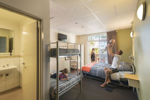 YHA Adelaide Central - Accommodation VIC 37