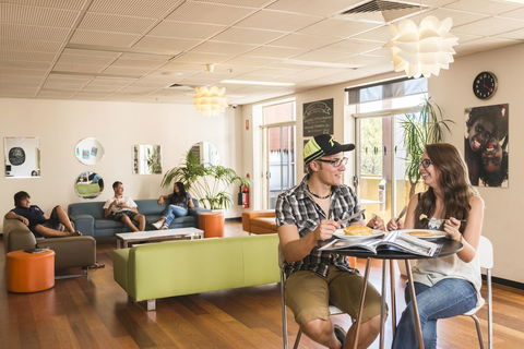 YHA Adelaide Central - Accommodation VIC 35