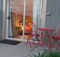 Desert Gum Retreat Gough St - Accommodation VIC