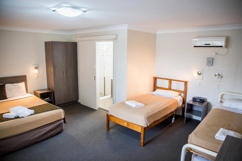 Lilac City Motor Inn & Steakhouse - Accommodation VIC 21
