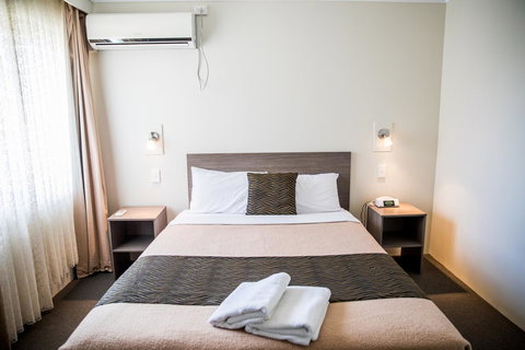 Lilac City Motor Inn & Steakhouse - Accommodation VIC 10