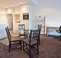 Luxury City Apt with Pool Gym Spa Netflix - Accommodation VIC