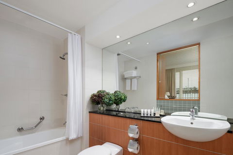 Rydges Newcastle - Accommodation VIC 20
