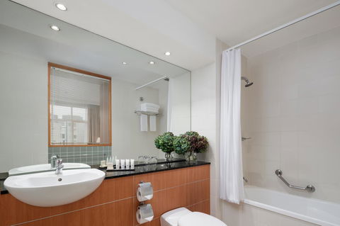 Rydges Newcastle - Accommodation VIC 14
