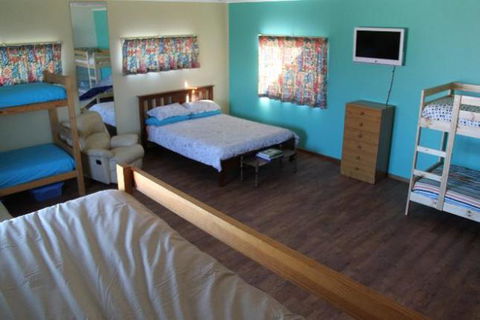 LAS ARENAS - The Sands - BEACH HOUSE - Accommodation VIC 5