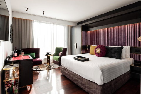 QT Perth - Accommodation VIC 38