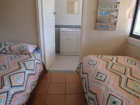 Lazy Lobster Holiday Units & Chalets - Accommodation VIC 2