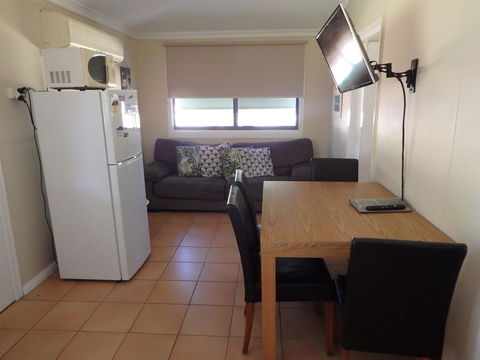 Lazy Lobster Holiday Units & Chalets - Accommodation VIC 5