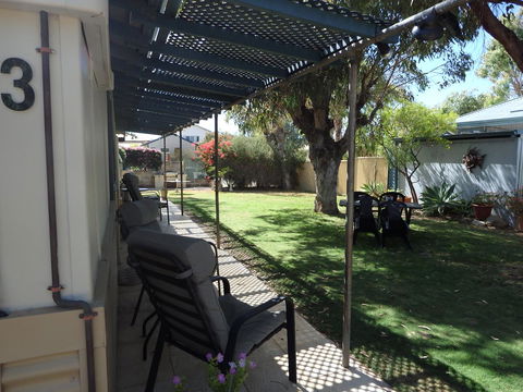 Lazy Lobster Holiday Units & Chalets - Accommodation VIC 9