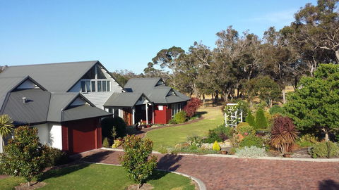 Glenelg On King Bed & Breakfast - Accommodation VIC 14