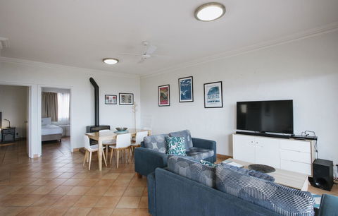 Canal Rocks Beachfront Apartments - Accommodation VIC 33